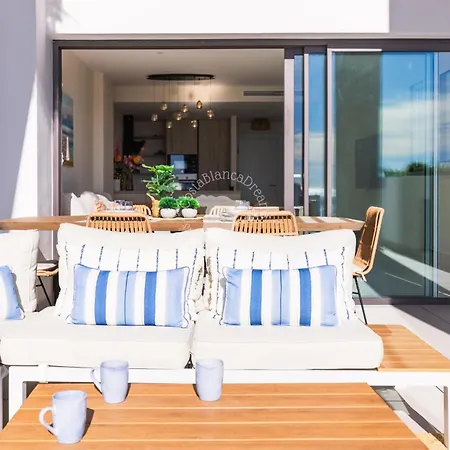 Silver Tower 8b Apartment *