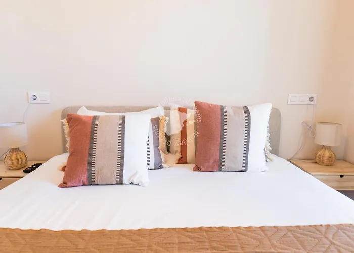 Silver Tower 8b Apartment *